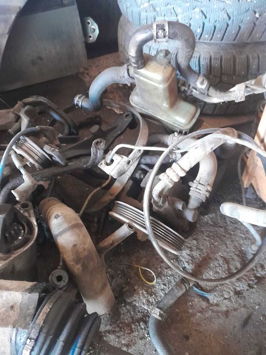 Запчасти для мазды 626