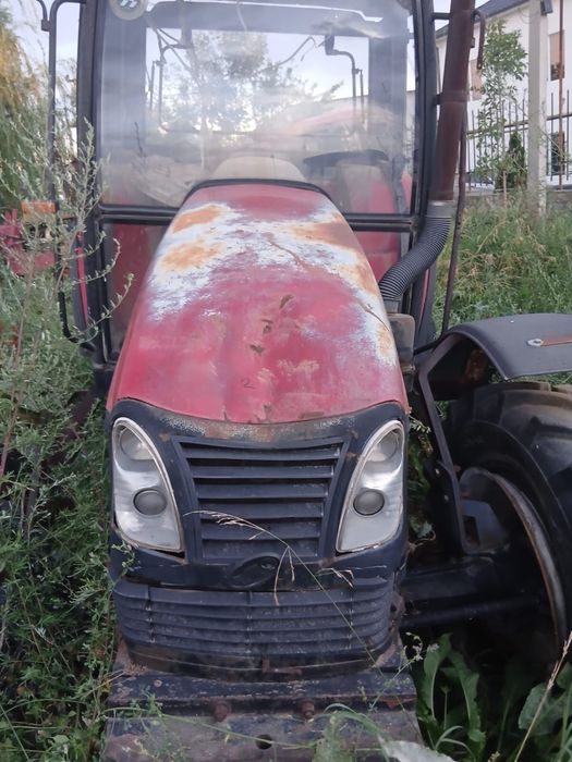 Трактор YTO X904