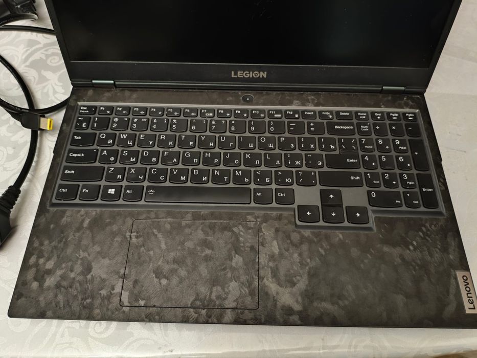Продам ноутбук lenovo  pro5