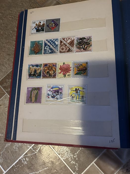 Timbre Rwanda stare bună