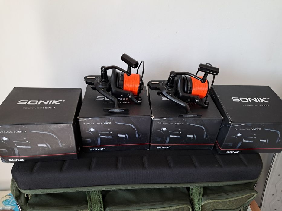 Set 4 lansete + mulinete Sonik SK4 + Tournous 10000