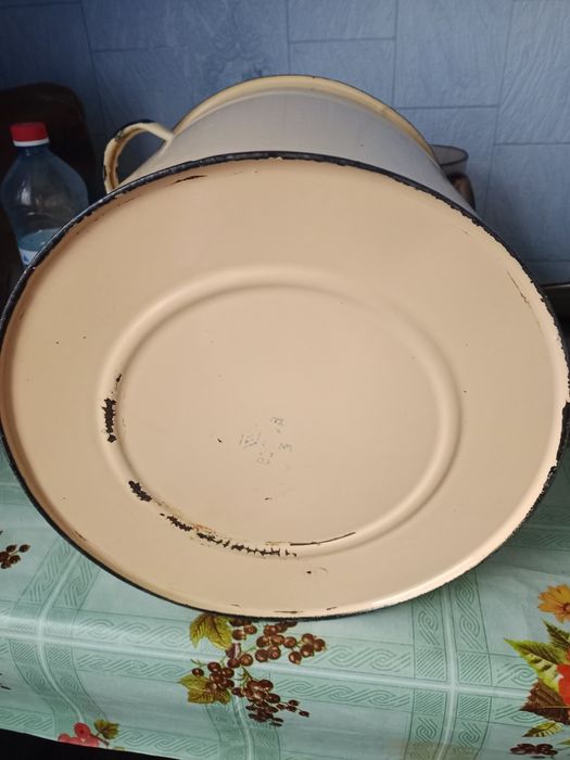 Продам кастрюли советские