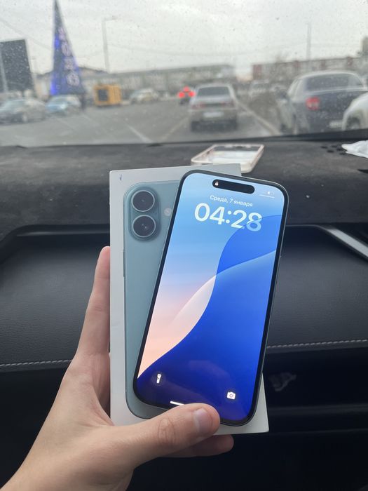 Новый iPhone 16 96%