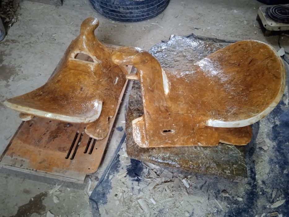 Универсал улоқ эгарлар