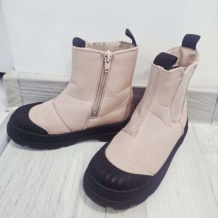 Розови детски боти