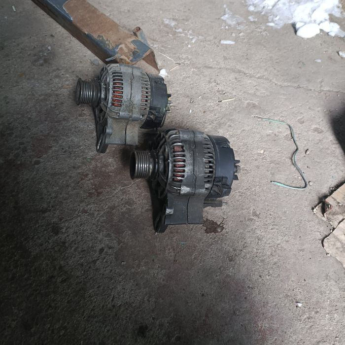 Продам генераторы на VW Вента