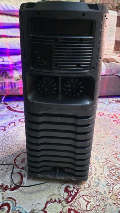 Продается музыкальный центр  SONY MHCV43D.RU1