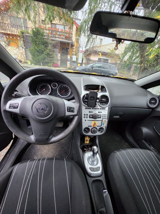 Opel Corsa D Coupe 1.2