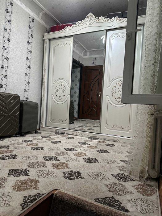Srochna sotiladi Ko'kcha darvozadan 2.5 sotix tayyor hovli