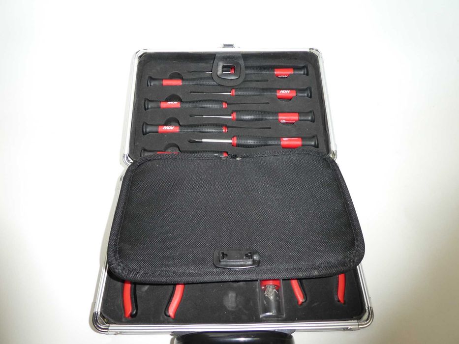 комплект инструменти за прецизна работа, ремонт на очила ADW-Германия