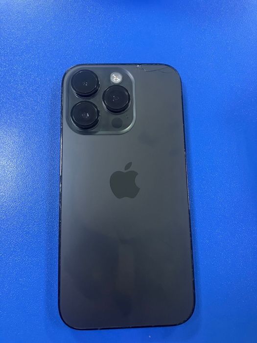 Продам Айфон 14про