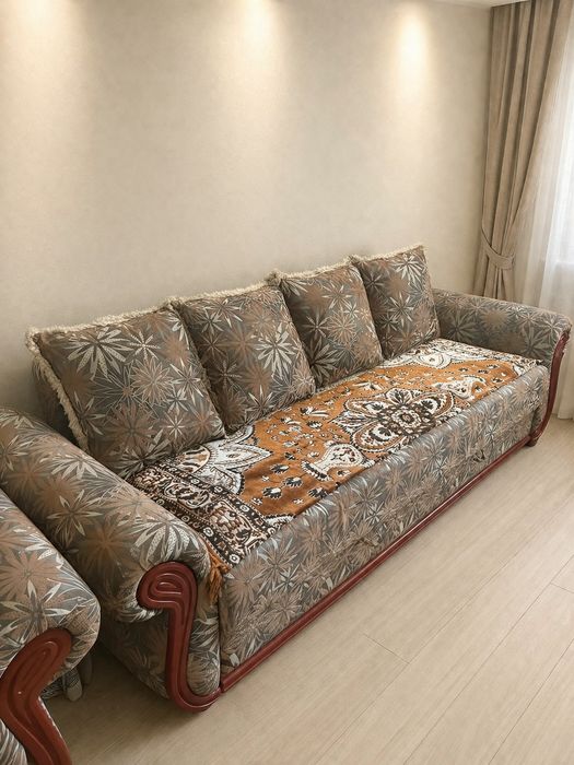 Продам диван с креслом