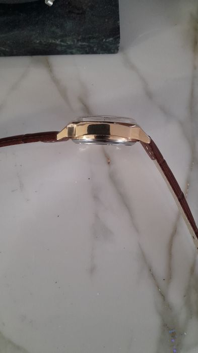 Продам часы СССР