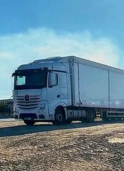 Cap tractor Mercedes Actros