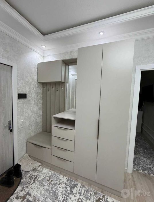 Yakkasaroy 3 xonali 650 srochna hamma sharoiti bor luks