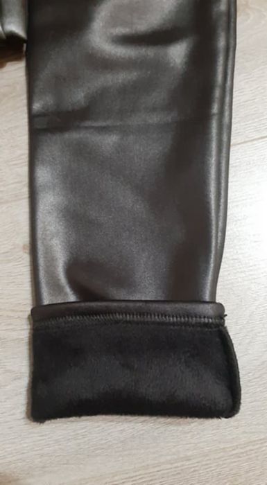 Pantaloni superbi