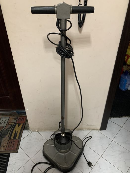 Полирмашина за паркет