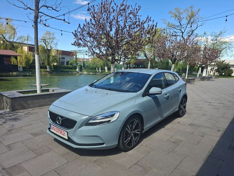 Volvo V40 Volvo V40 D2 Kinetic Full led Import Germania TVA deductibil