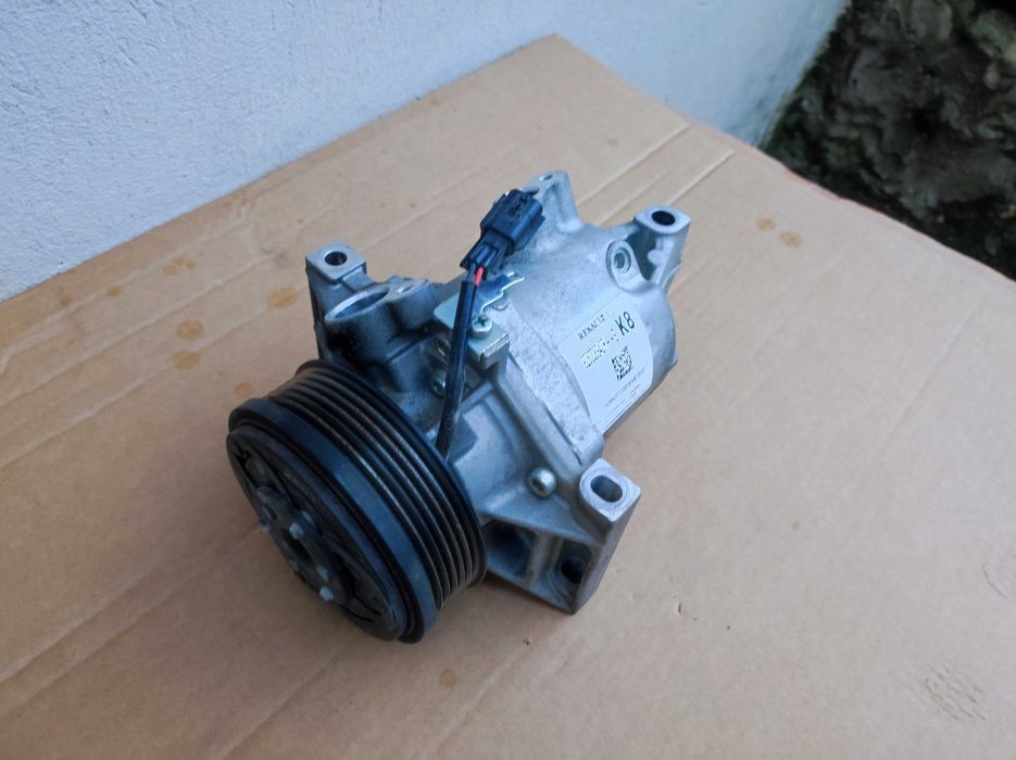 Compresor AC Dacia Duster / Dokker Renault Express 1.5 dci original impecabil