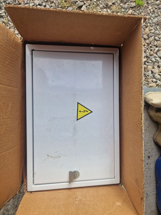 Электрический распределительный щиток