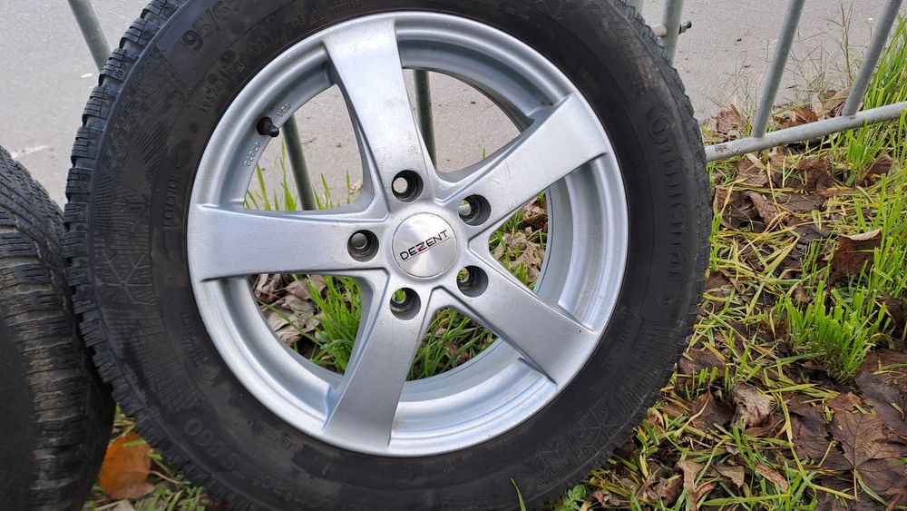 15" 5X114.3mm Джанти със Зимни гуми 195 65 15 Континентал/ 15" 5Х114.3