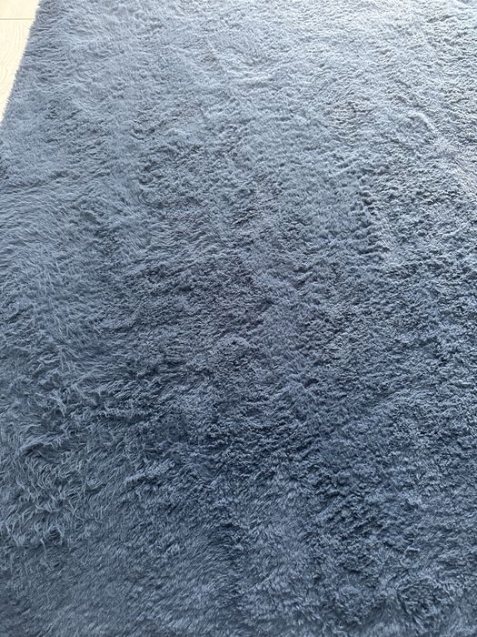 Covor pufos 1 buc mare 1 buc mai mica identica albastru