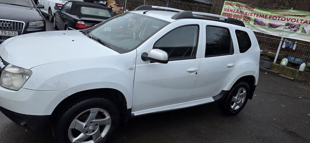 Proprietar vând Duster 2010