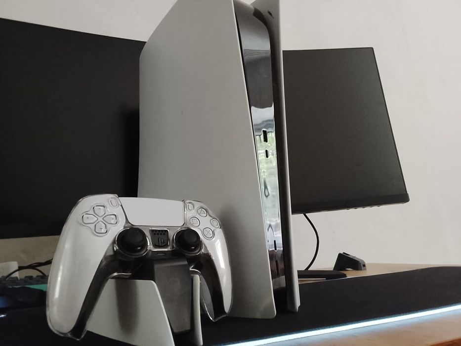 Продам Playstation 5