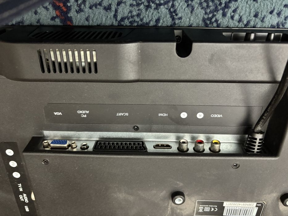 Продам телевизор с пультом