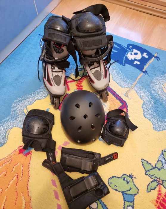 Role cu echipament complet, cască, cotiere, genunchiere