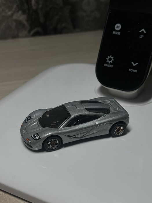 Машинки Hot Wheels