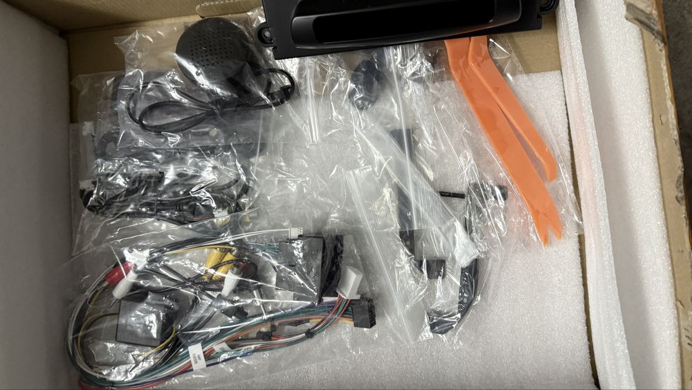 Чисто НОВ аndroid carplay s навигация за MINI COOPER / COUNTRYMAN