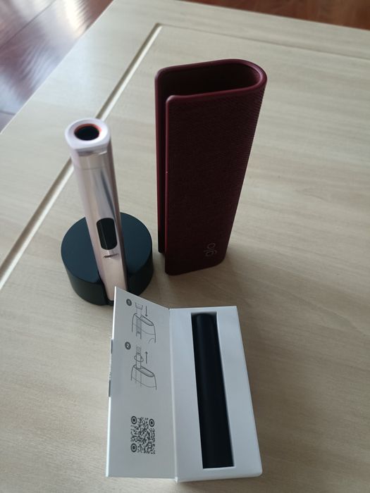 GLO Hilo Plus Bluetooth Roz și Albastru