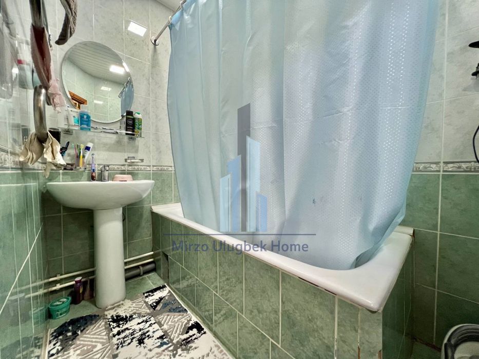 2/1/9 65м2 Паркентский Банковский, раздельные комнаты