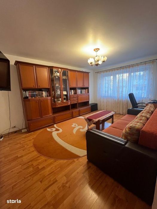 Apartament 3 camere, 55 mp utili, zona Bogdan Voda — fotografia 1