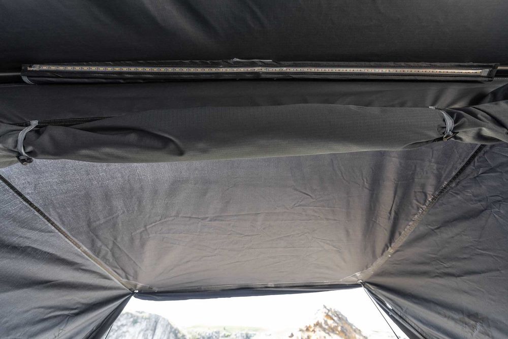 Inchiriere Cort de plafon auto 4 persoane AUTENTIC FAMILY 210 X 210