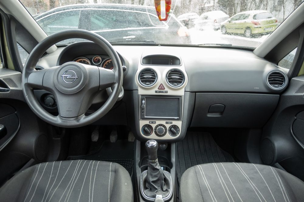 Opel Corsa D 1.2 benzina