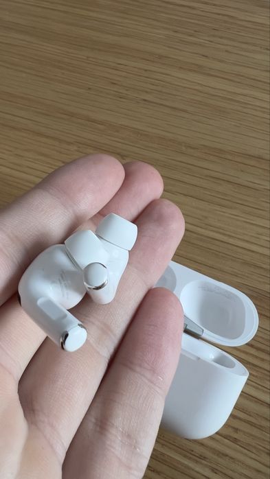 Airpods pro 2 full box in stare perfecta