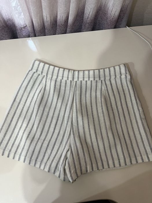 Шорты с запАхом.Покупала в страдивариусе