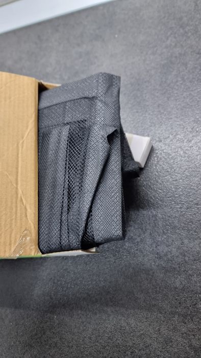 Plasa de tantari magnetica