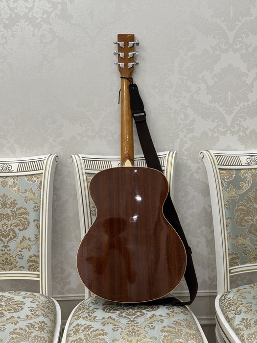 аккустическая гитара