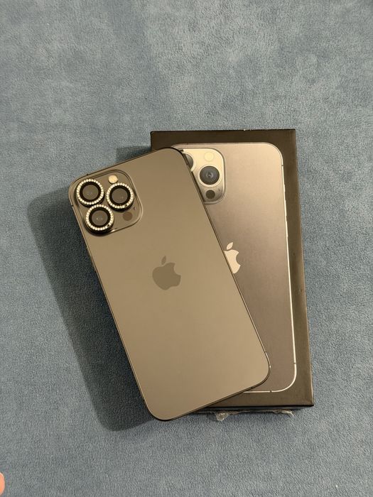 Продам Айфон 13 про макс