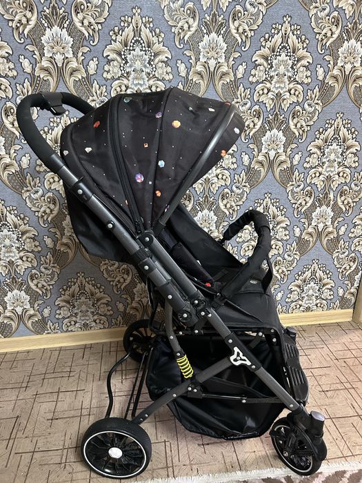 Продам коляску ining baby