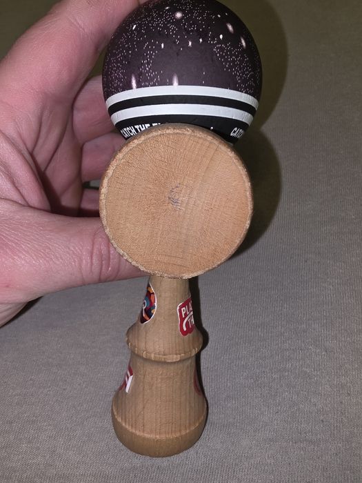 Kendama de vânzare