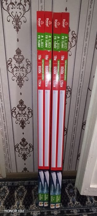 Продаю лед лампы т5 18w дл 1.20