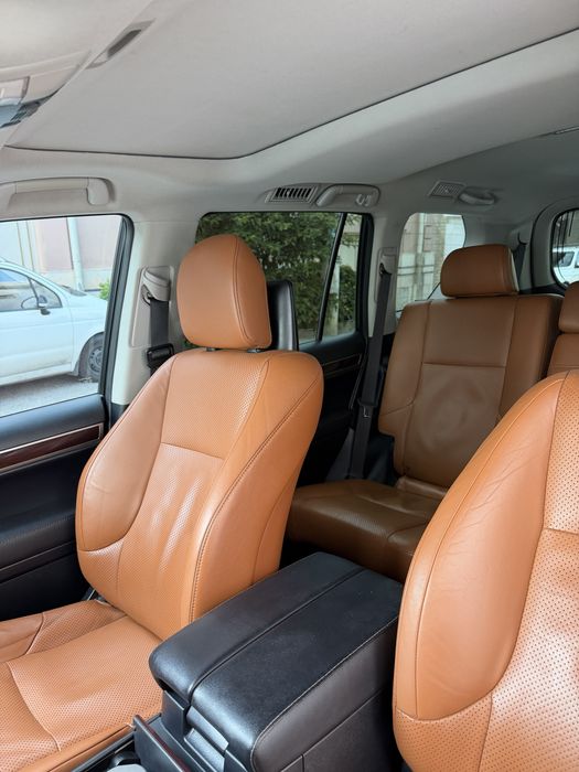 Продается Lexus gx460.