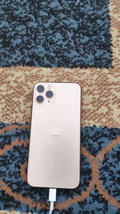 Продам IPhone 11 Pro