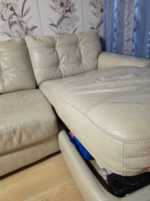 Coltar extensibil din piele naturală cu ladă