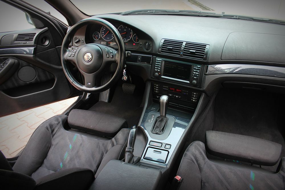 BMW ALPINA B10 v8/ No. 794