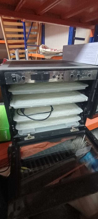 машина за сушене на плодове